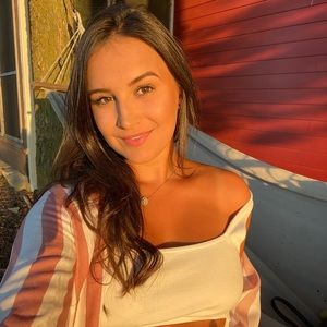 Meet your Posher, Marina